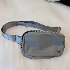 Everywhere Belt Bag 1L